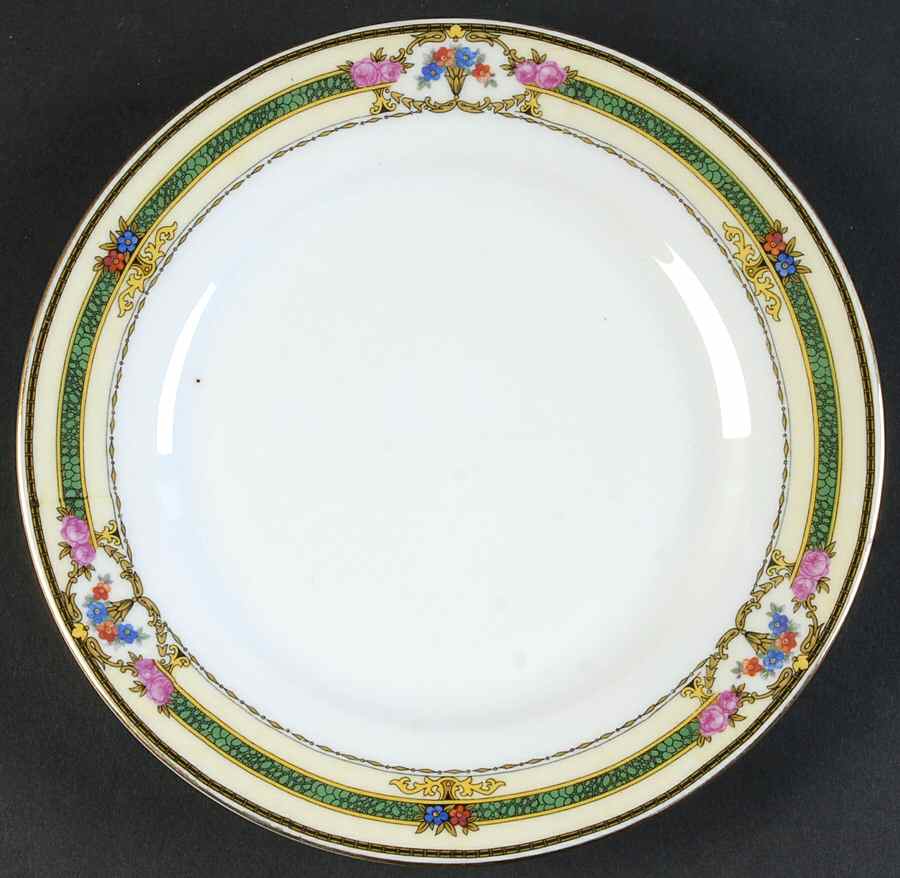 VIT121 Salad Plate by Victoria (Czech)-1