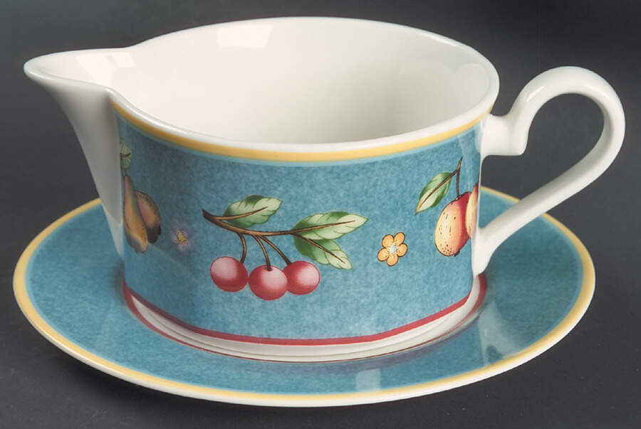 Biella Round Gravy Boat & Bread and Butter Stand by Villeroy & Boch-1
