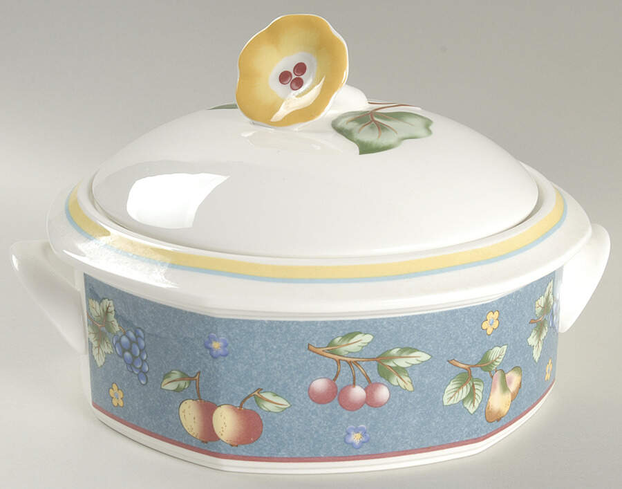Biella Round Covered Vegetable by Villeroy & Boch-1