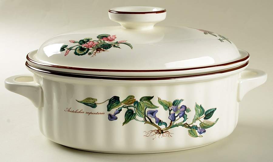 Botanica 3 Quart Oval Covered Casserole by Villeroy & Boch-1