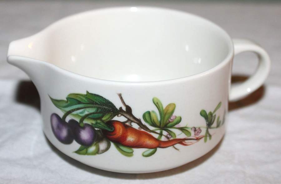 VIL34 Creamer by Villeroy & Boch-1