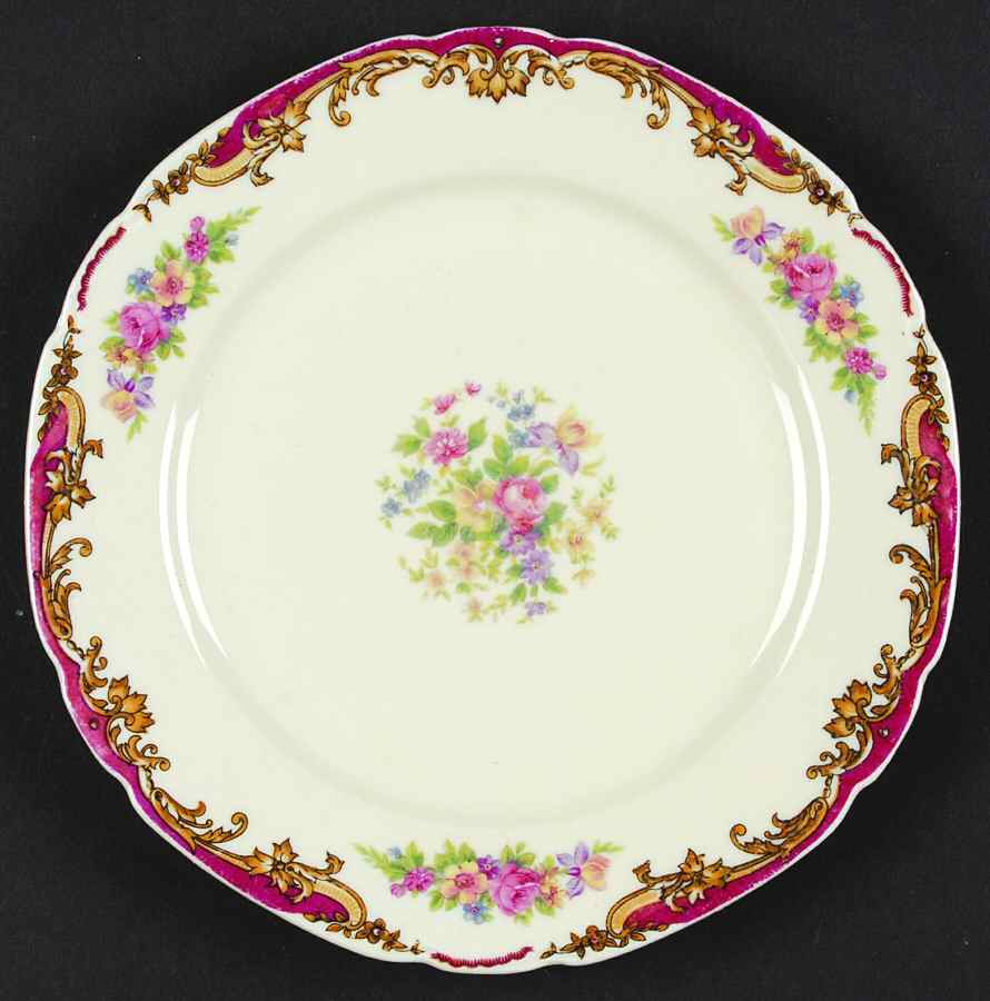 VIT129 Salad Plate by Victoria (Czech)-1