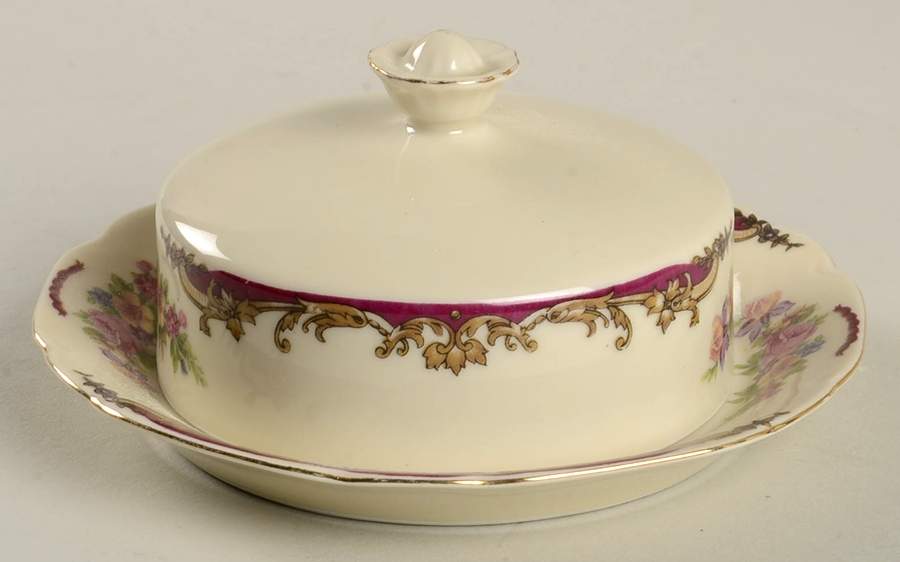VIT129 Round Covered Butter by Victoria (Czech)-1