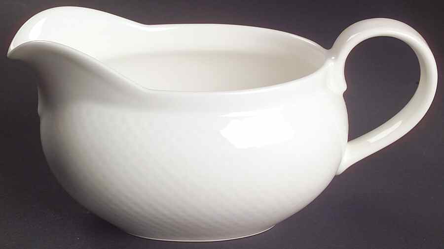 Tipo White Gravy Boat by Villeroy & Boch-1