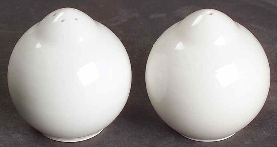 Tipo White Salt & Pepper Set by Villeroy & Boch-1