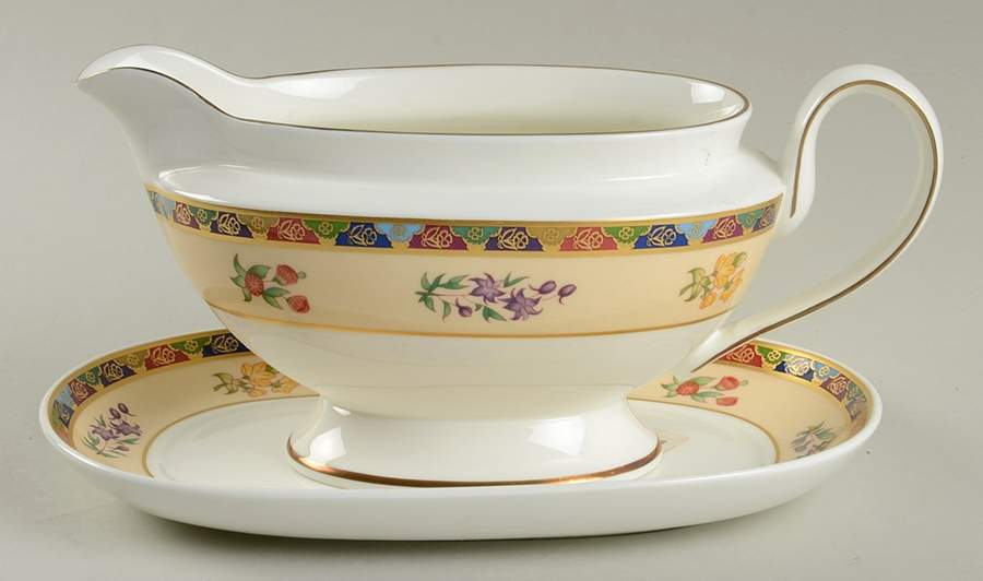 Bengal Gravy Boat & Underplate by Villeroy & Boch-1