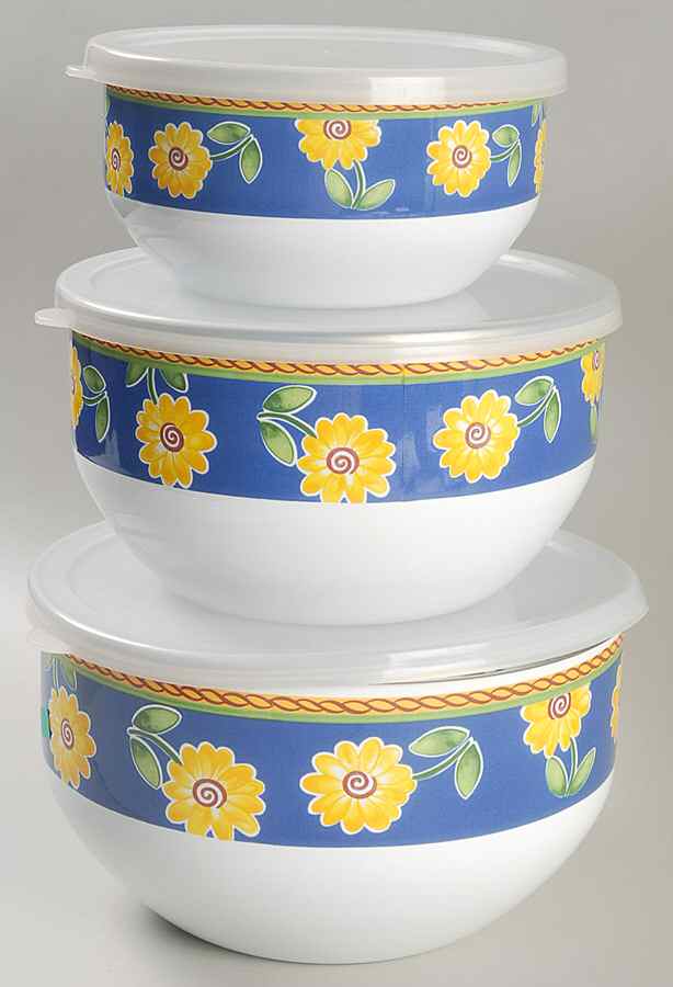 Twist Clea 3 Pc Metal Bowl & Plastic Lid (5 3/4", 7", 7 3/4") by Villeroy & Boch-1