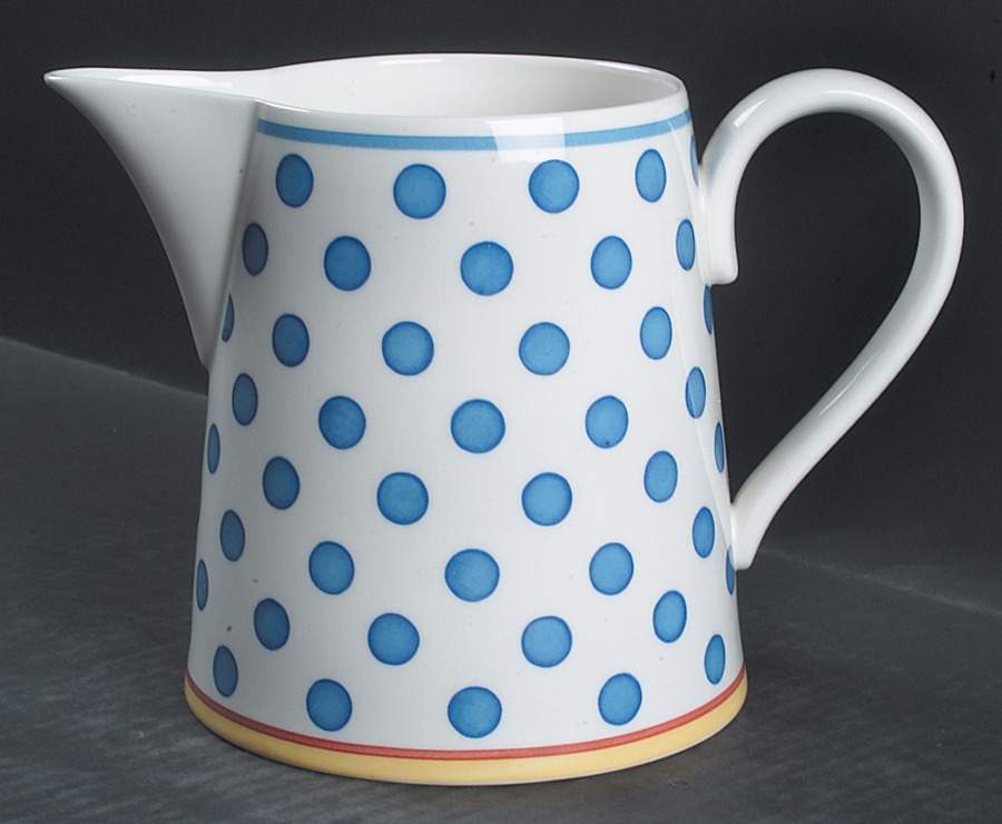 Twist Anna 40 Oz Pitcher by Villeroy & Boch-1