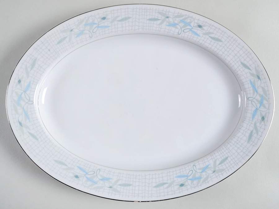 Symphony 14" Oval Serving Platter by Valmont-1
