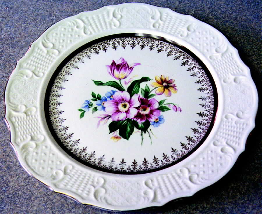 VOG131 Dinner Plate by Vogue-1