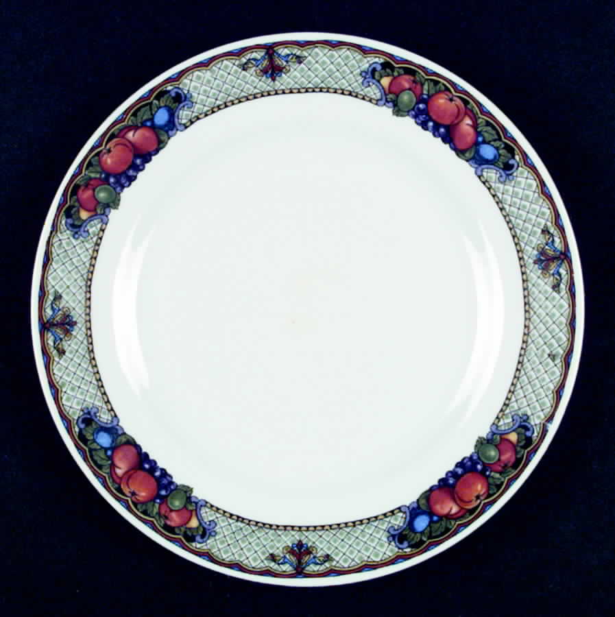 VIT136 Salad Plate by Victoria (Czech)-1
