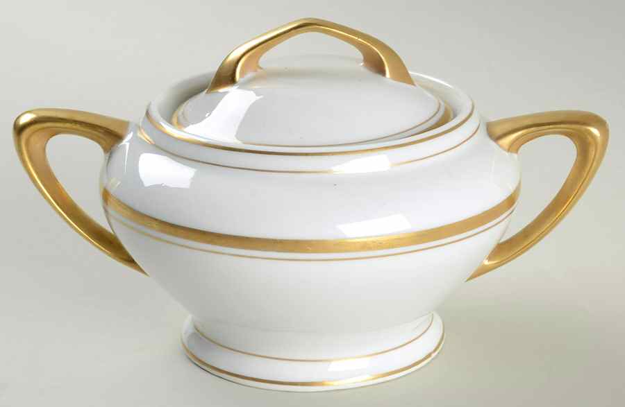 VTO15 Sugar Bowl & Lid by Victoria (Austria)-1