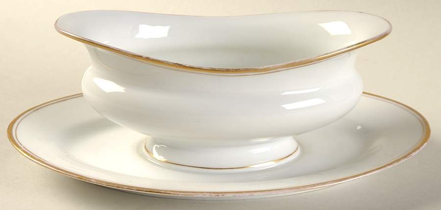 VTO15 Gravy Boat with Attached Underplate by Victoria (Austria)-1