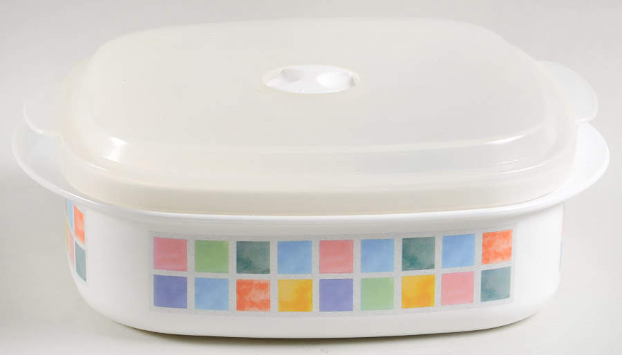 Twist Alea Limone 28 Oz Square Plastic Microwave Bowl w/Vent Lid by Villeroy & Boch-1