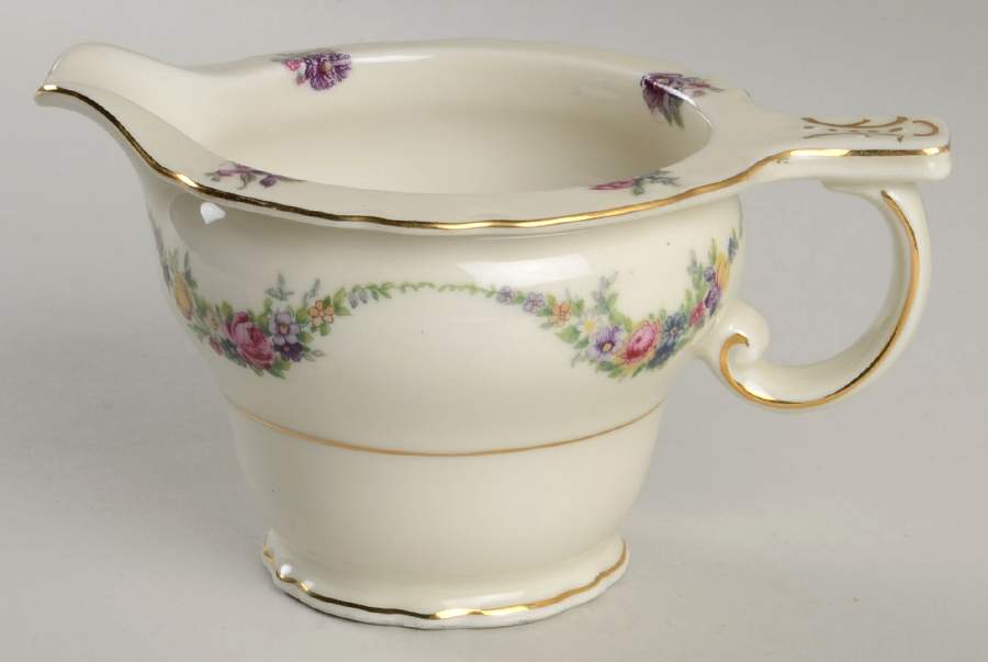 VIT138 Creamer by Victoria (Czech)-1
