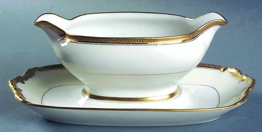 VIG69 Gravy Boat with Attached Underplate by Vignaud-1