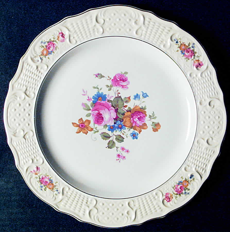 VOG39 Dinner Plate by Vogue-1