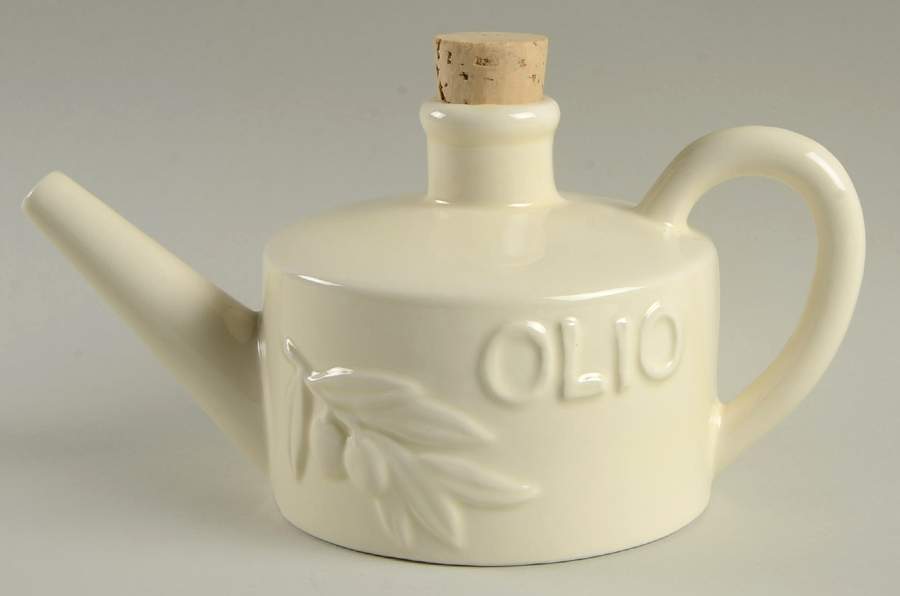Crema Olive Oil Carafe by Vietri (Italy)-1