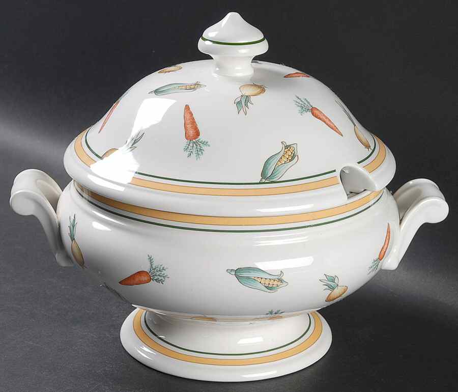 A La Ferme Tureen &  Lid by Villeroy & Boch-1