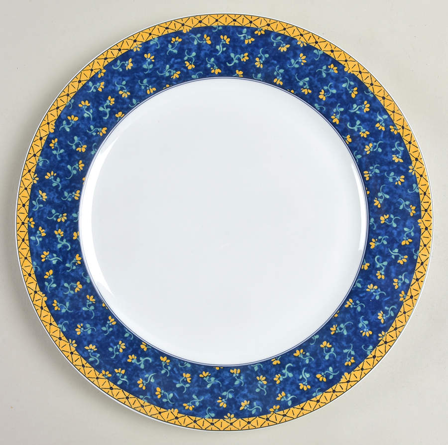 Canarias Dinner Plate by Vista Alegre-1