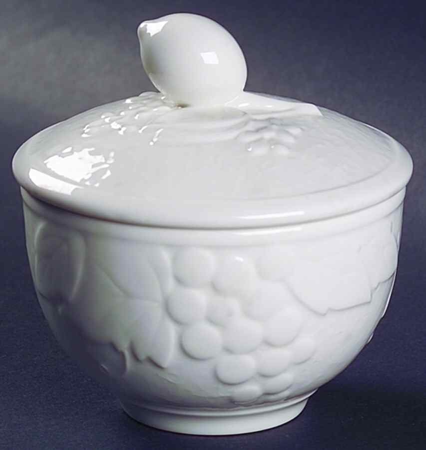 Chardonnay Sugar Bowl & Lid by Victoria & Beale-1