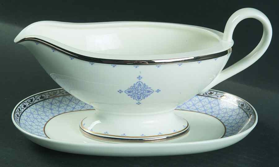 Azurea Gravy Boat & Underplate/Relish by Villeroy & Boch-1
