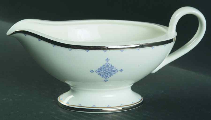 Azurea Gravy Boat by Villeroy & Boch-1