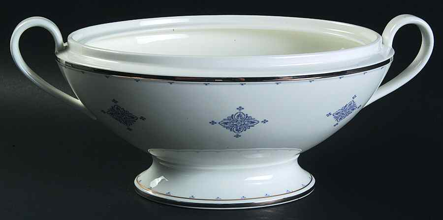 Azurea Oval Vegetable No Lid by Villeroy & Boch-1
