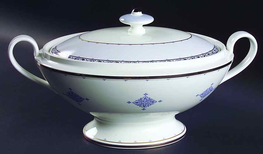 Azurea Tureen &  Lid by Villeroy & Boch-1