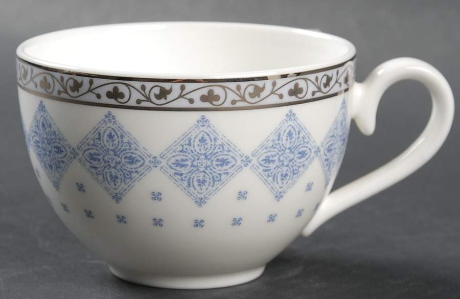 Azurea Flat Cup by Villeroy & Boch-1
