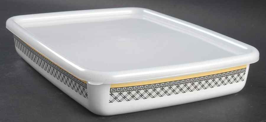 Audun Ferme 1" Rectangular Metal Baker with Plastic Lid by Villeroy & Boch-1