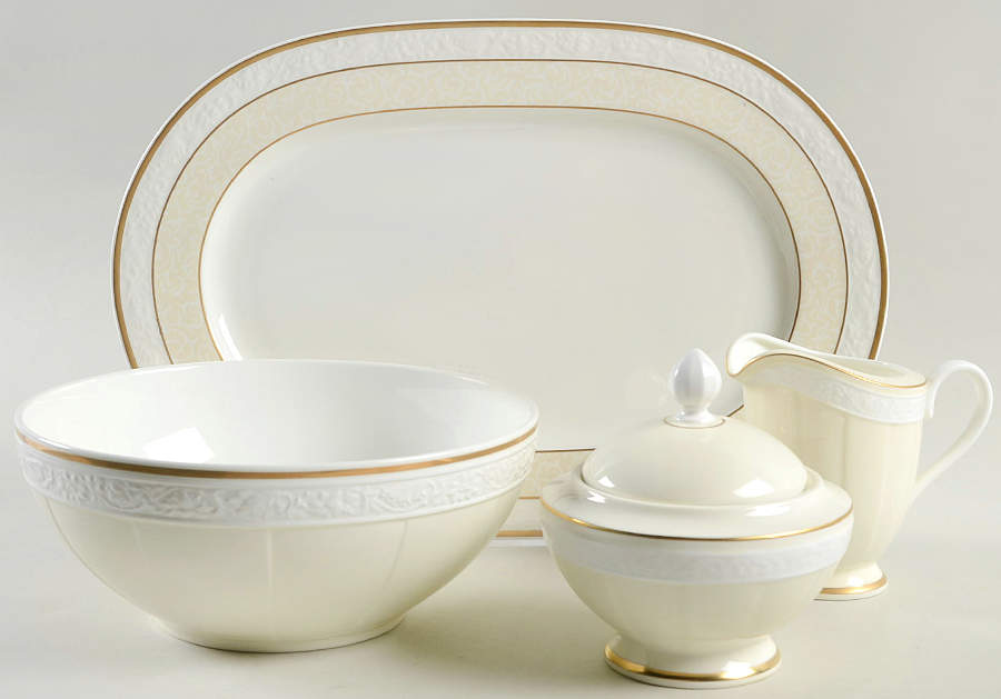 Ivoire 5 Piece Hostess Set by Villeroy & Boch-1