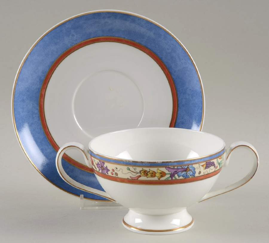 Madeline Footed Cream Soup Bowl & Saucer Set by Villeroy & Boch-1