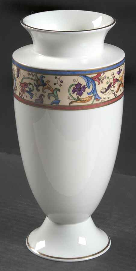 Madeline 9" Vase by Villeroy & Boch-1