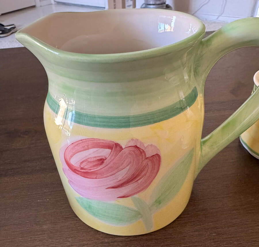 Rose Garden  28 Oz Pitcher by Villeroy & Boch-1