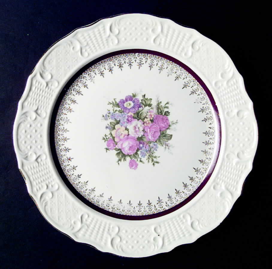 VOG46 Dinner Plate by Vogue-1