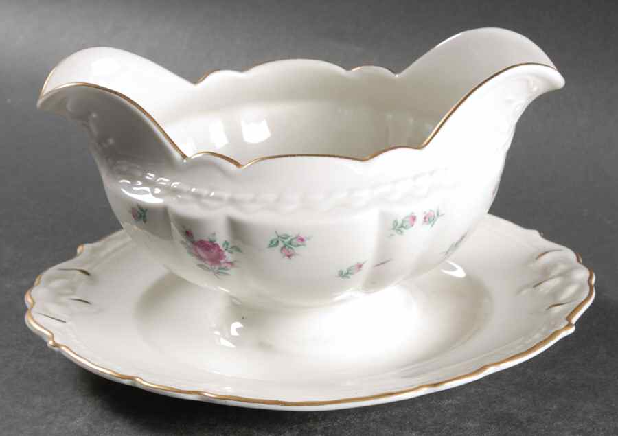 VOG48 Gravy Boat with Attached Underplate by Vogue-1