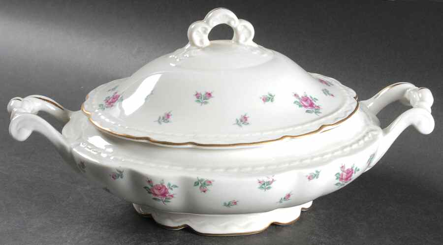VOG48 Oval Covered Vegetable by Vogue-1