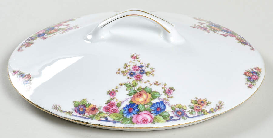 VIT156 Lid for Round Vegetable by Victoria (Czech)-1