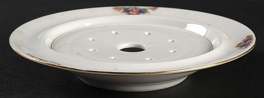 VIT156 Round Butter No Lid by Victoria (Czech)-1