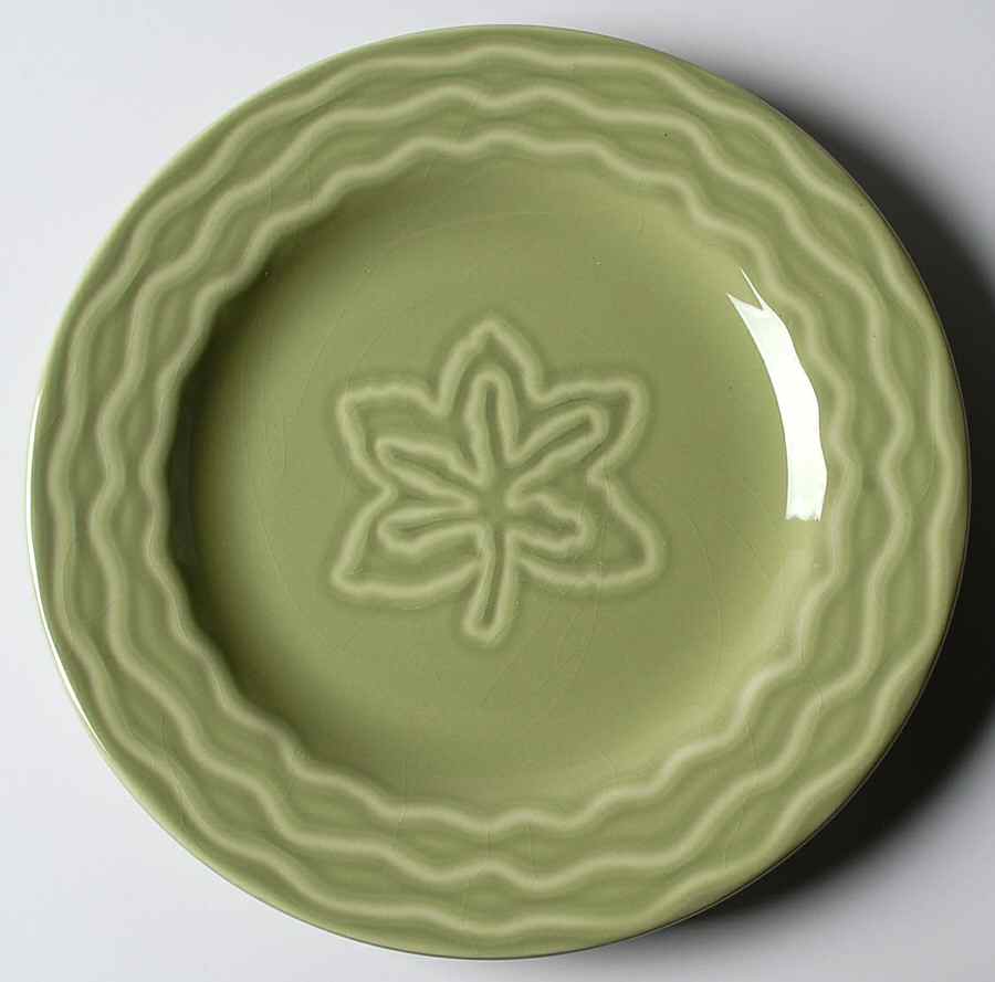 Nature Celadon Salad/Dessert Plate by Vista Alegre-1