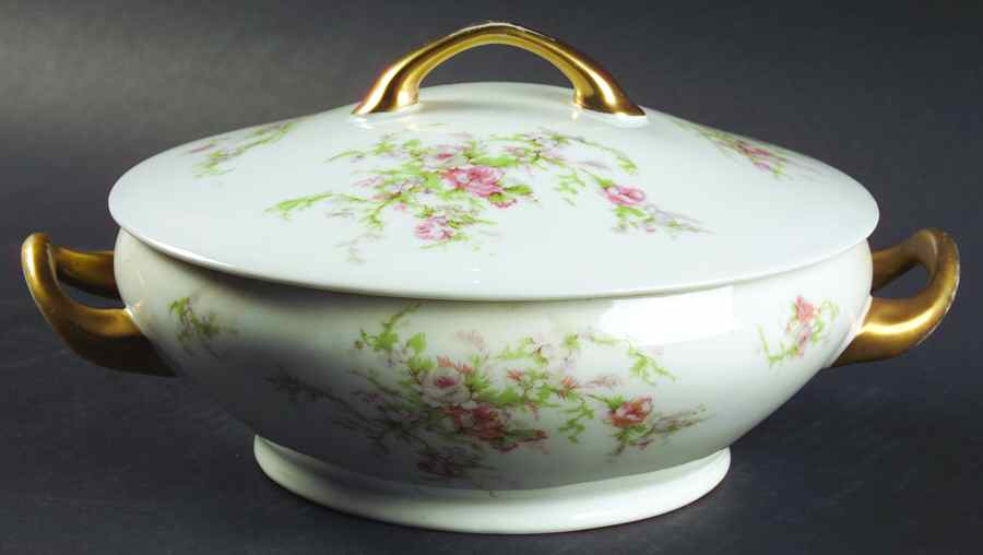 VTO23 Round Covered Vegetable by Victoria (Austria)-1