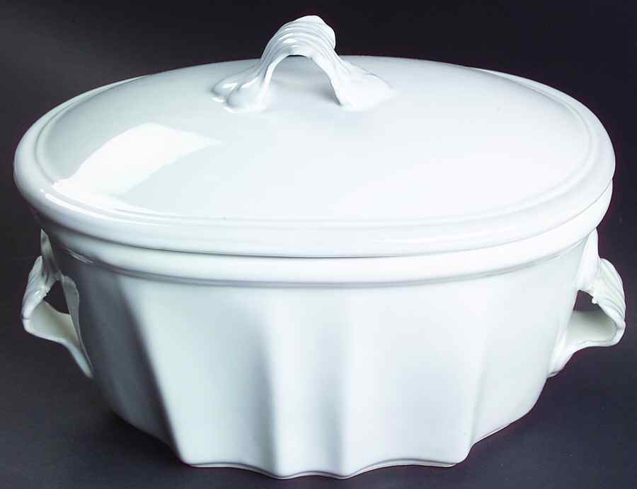 Antico Bianco 2 Quart Oval Covered Casserole by Vietri (Italy)-1