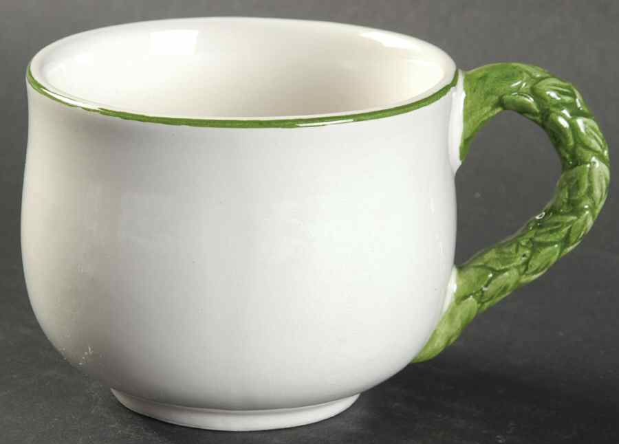 Boxwood Flat Cup by Vietri (Italy)-1