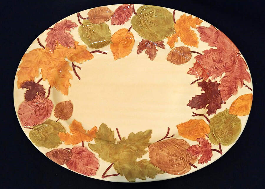 Sienna 19" Oval Serving Platter by Vietri (Italy)-1