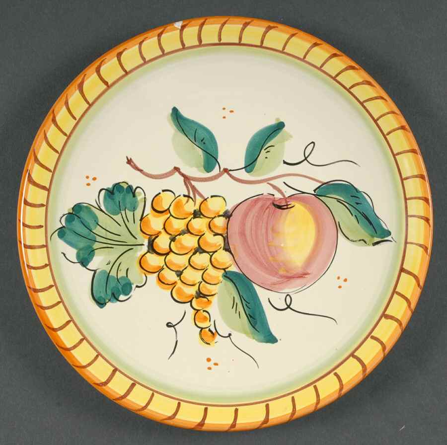 Tre Vigne Luncheon Plate by Vietri (Italy)-1