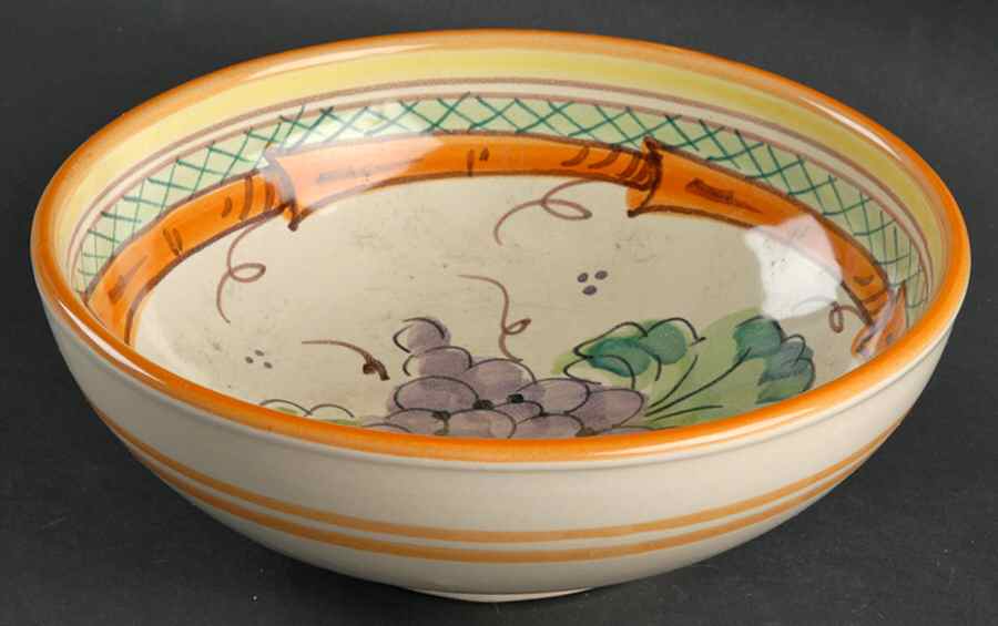 Tre Vigne 7" Soup/Pasta Bowl by Vietri (Italy)-1