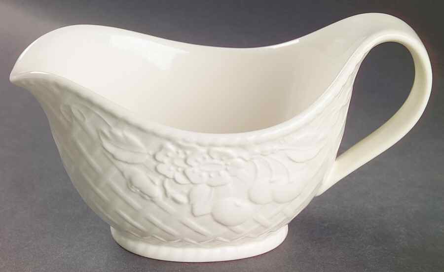 Piemont Gravy Boat by Villeroy & Boch-1