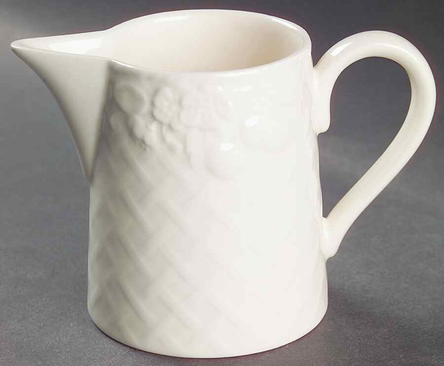 Piemont Creamer by Villeroy & Boch-1