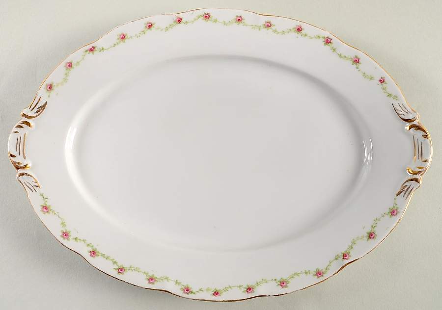 VTO24 12" Oval Serving Platter by Victoria (Austria)-1